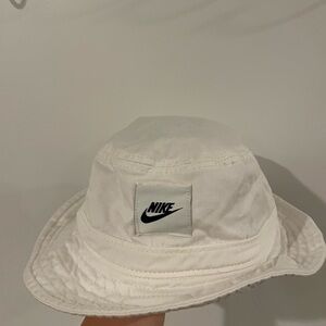 Nike Classic White Hat